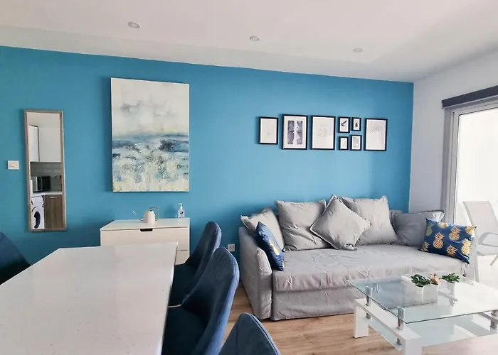 Modern Retreat: 2br Stylish With Comfy Rooms! Smart Tv With 200mbps Internet * Λάρνακα