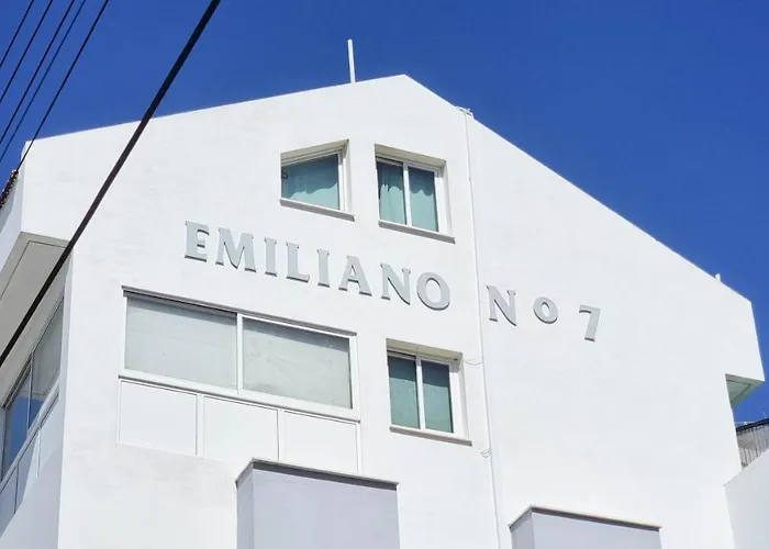 Modern Retreat: 2br Stylish With Comfy Rooms! Smart Tv With 200mbps Internet *