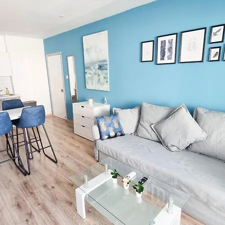 Apartamento Modern Retreat: 2br Stylish With Comfy Rooms! Smart Tv With 200mbps Internet