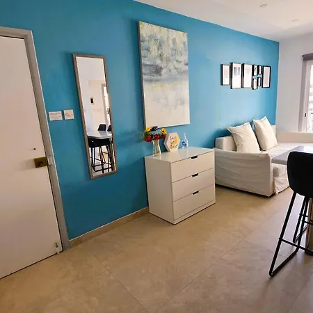 Chic 2Br Apartment Cozy And Modern Stay Διαμέρισμα *